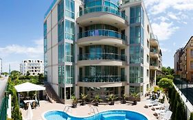 Zevs Residence